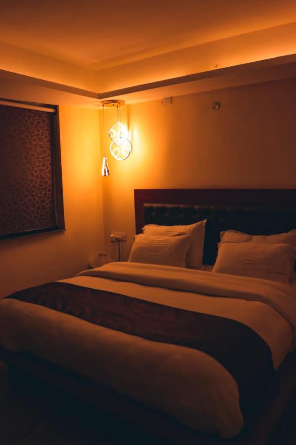 Icebergs Mussoorie - A Boutique Stay And 24 Hrs Roof Top Cafe Eksteriør bilde
